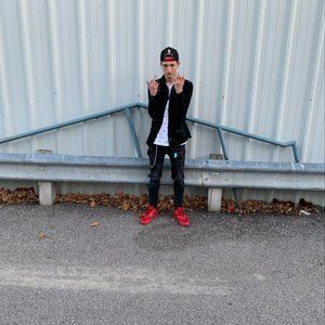 Meet your Posher, Wesley